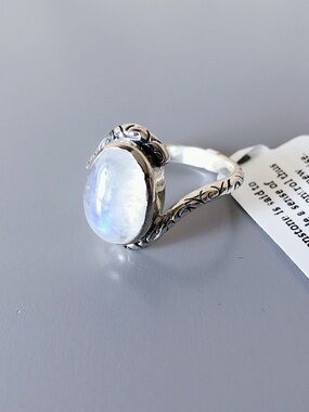 925 Rainbow Moonstone Ring Oval sterling silver Iridescent White Gemstone size 8